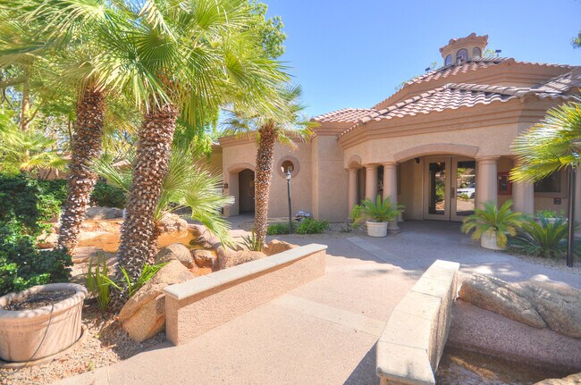 Building Photo - 15095 N Thompson Peak Pkwy
