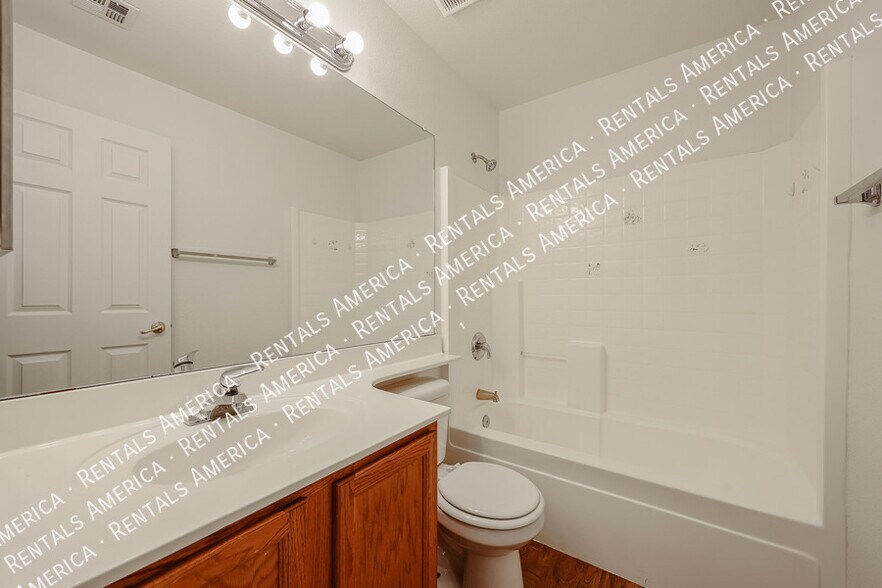 Building Photo - 17463 W Rock Wren Ct