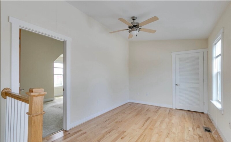 Building Photo - 1325 Porter St