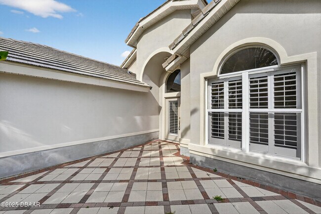 Building Photo - 37 Bay Pointe Dr