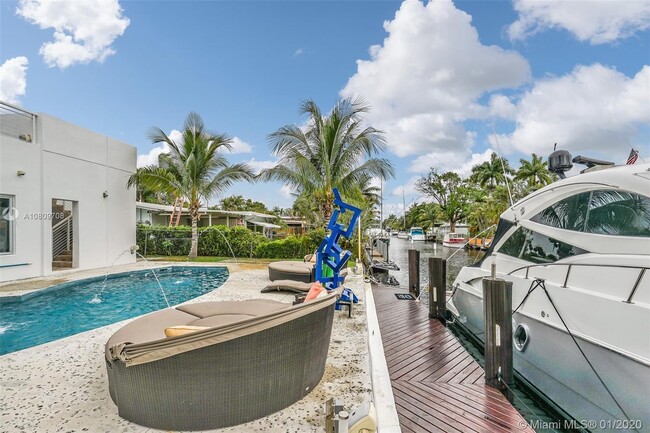 Building Photo - 2612 Key Largo Ln