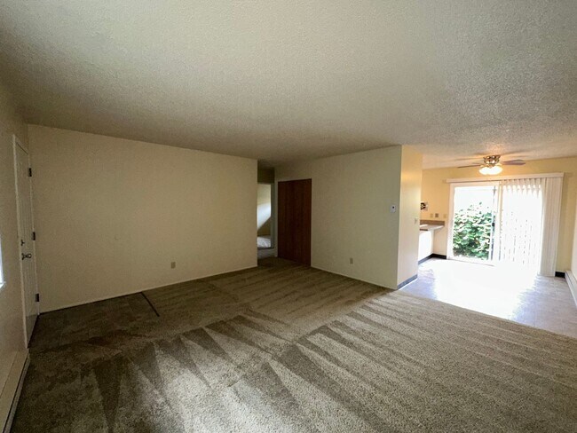 Building Photo - 21st Street Duplex