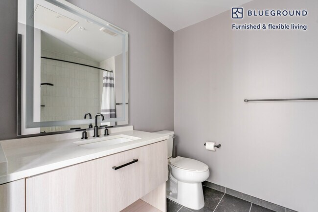 Building Photo - 1313 L St NW