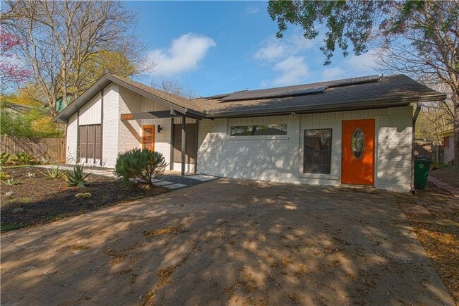Building Photo - 6810 Willamette Dr