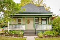 Building Photo - Fully Furnished Northside Bungalow Available for Month of August, 2026