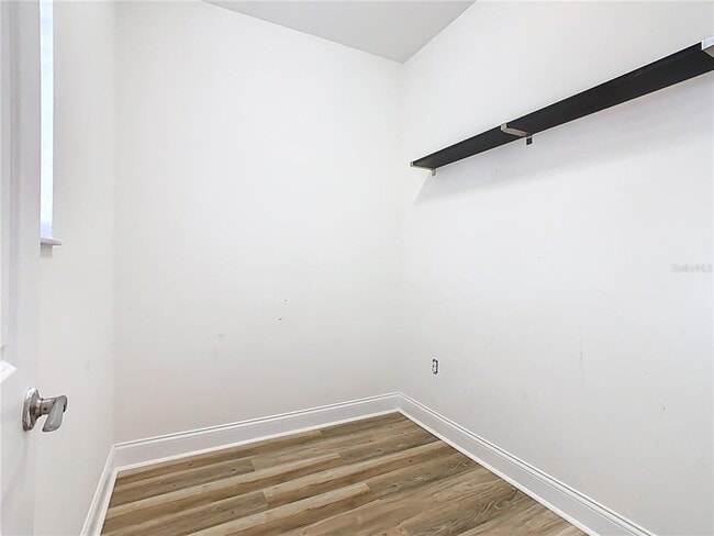 Building Photo - 11717 Thatcher Ave