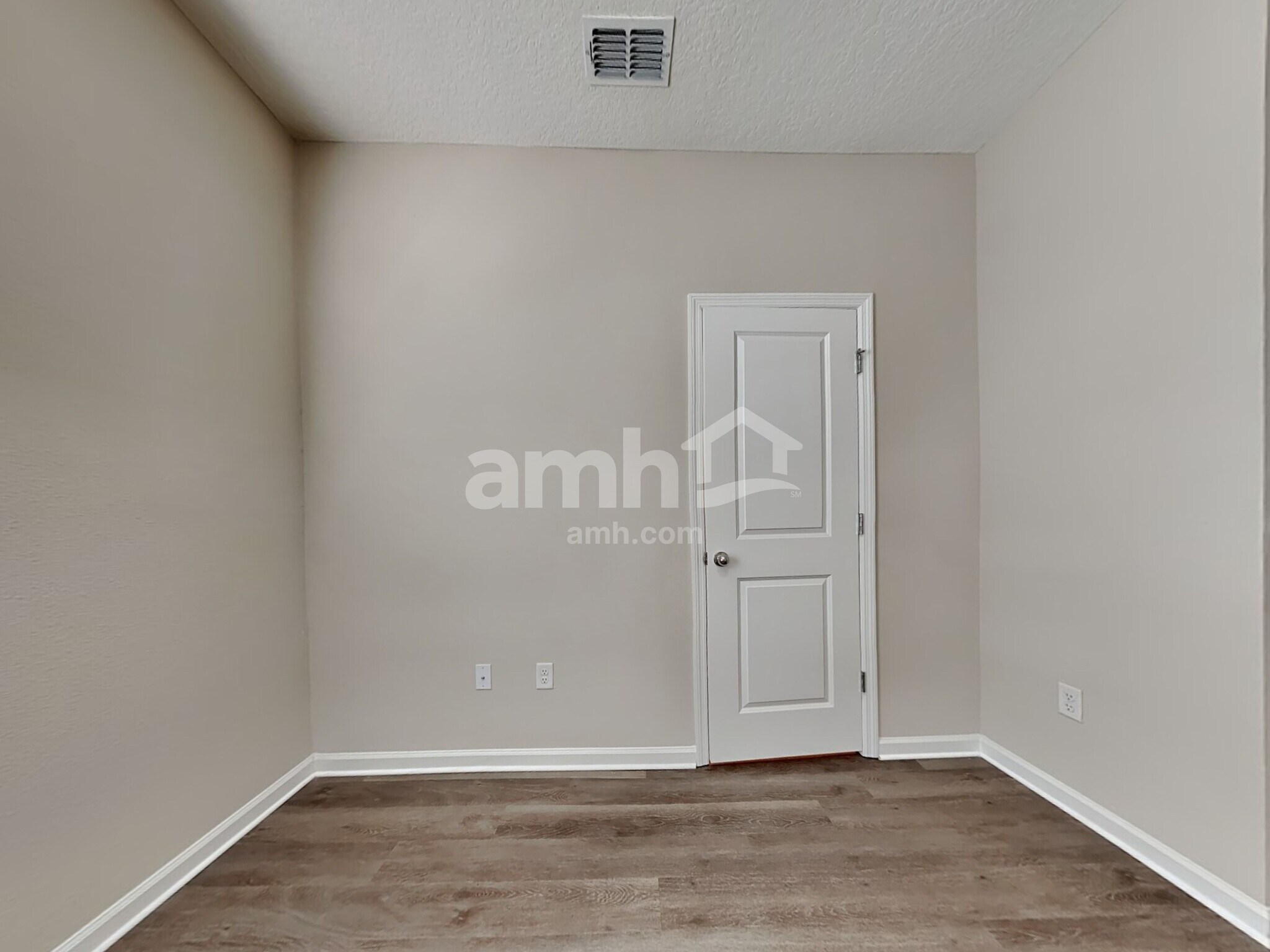 Building Photo - 225 Stone Arbor Ln