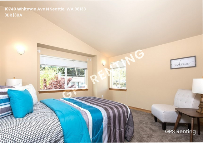 Building Photo - Beautiful Bed 3, Bath 3, home!