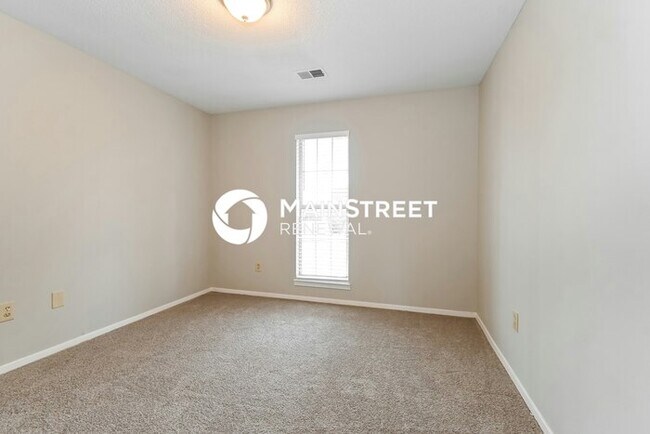 Building Photo - 3 Bedroom Pet-Friendly Home in Olive Branch, MS with Main Street Renewal