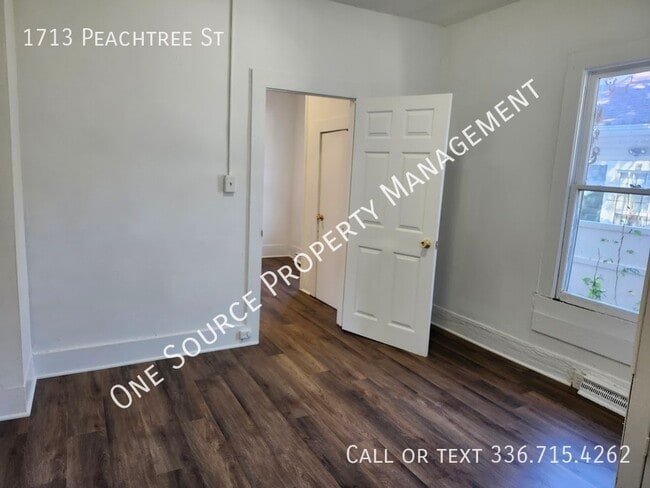 Building Photo - 1713 Peachtree St