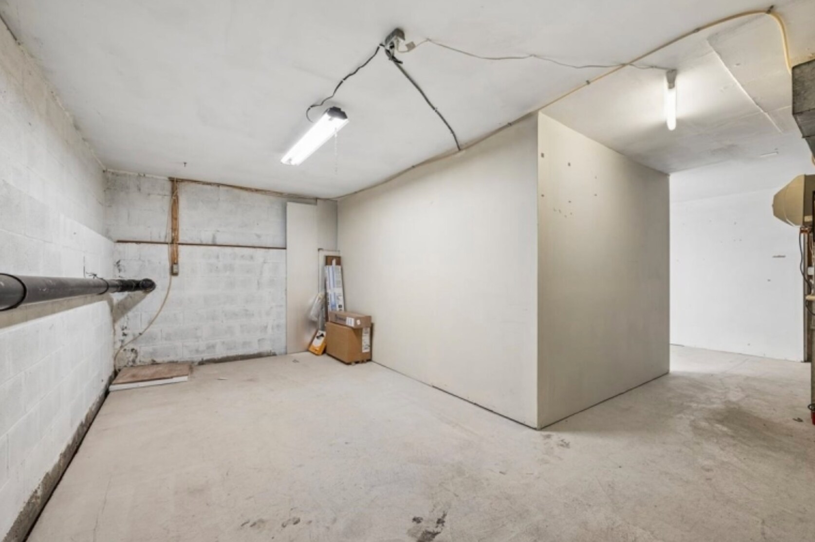 Building Photo - 20 Alexandria Way