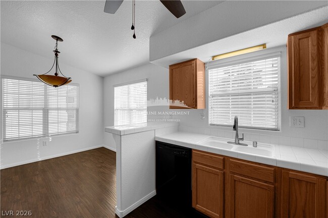 Building Photo - 520 Arrowhead Trail