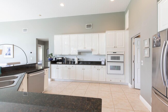 Building Photo - 684 Cypress Green Cir