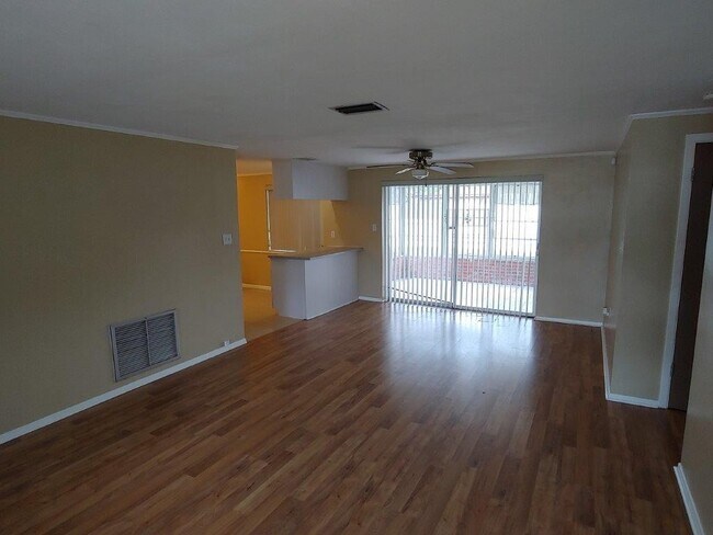 Building Photo - 3615 Harvard Dr