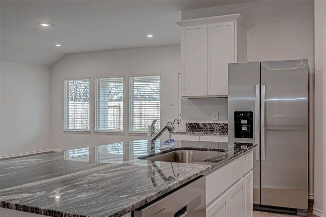 Building Photo - 2943 Sycamore Run Ln