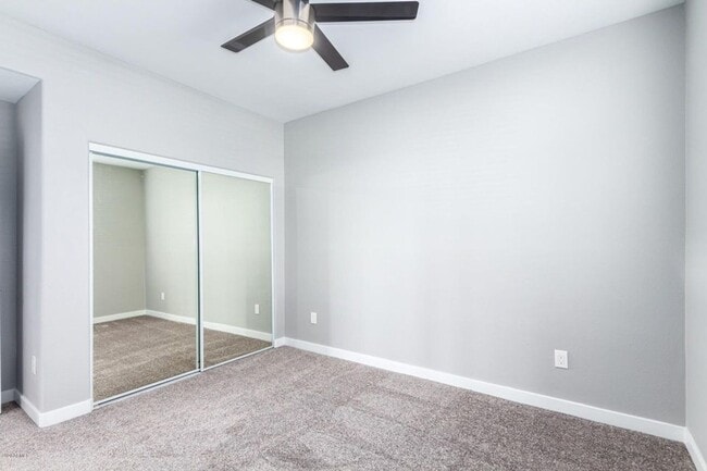 Building Photo - 3 bed remodeled  Old Town condo w/garage