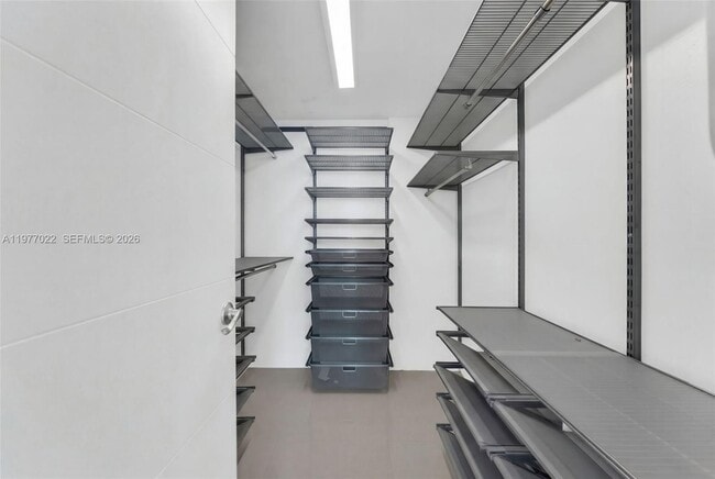 Building Photo - 800 Claughton Island Dr