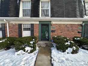 Building Photo - 420 Chapel Ridge Dr