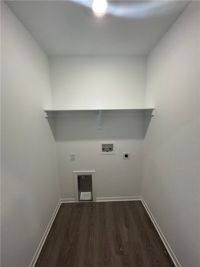 Building Photo - 112 NW 67th Ave