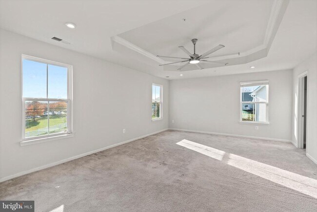 Building Photo - 311 Sunrise Ct