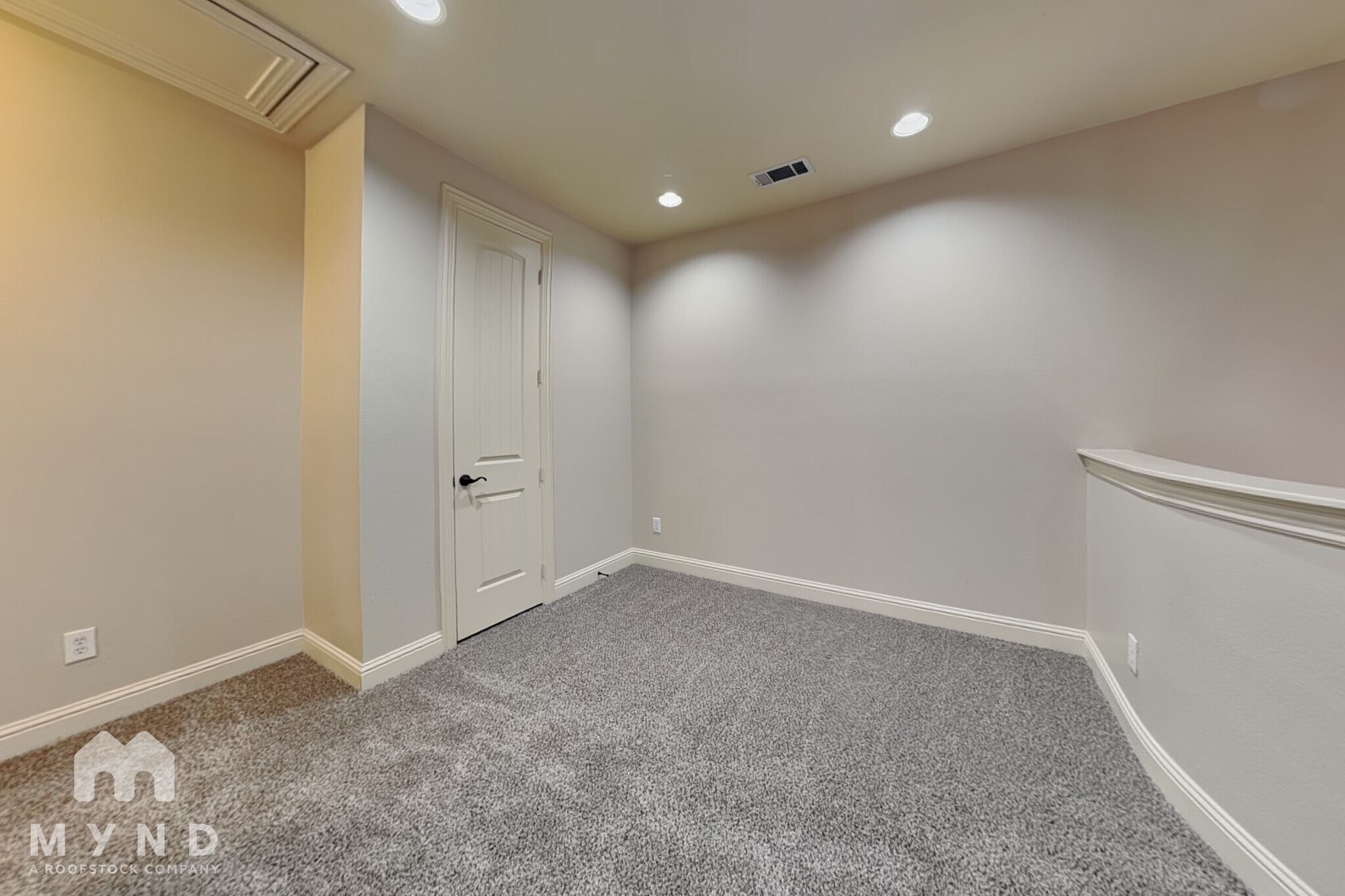 Building Photo - 2204 Apollonia Ln