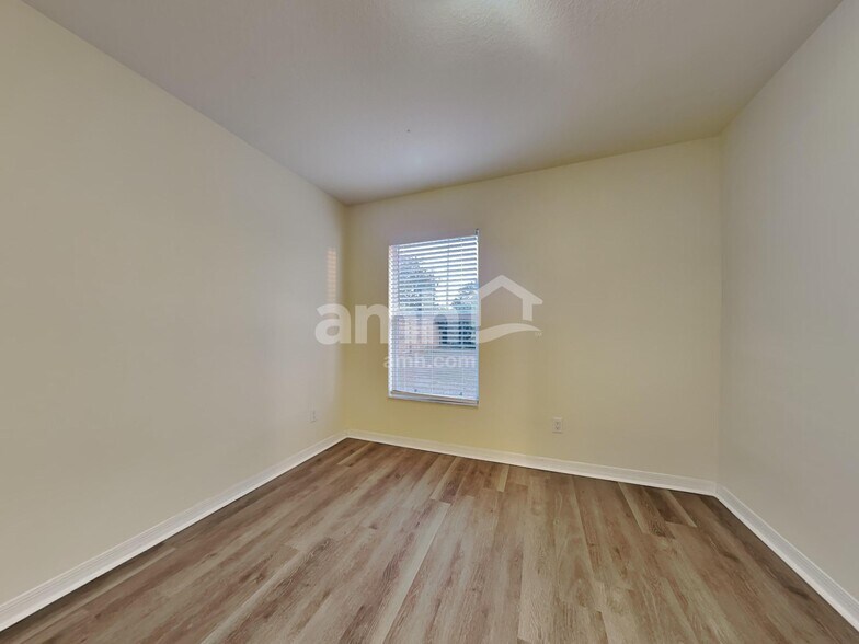 Building Photo - 11906 Timberhill Dr