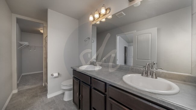 Building Photo - Meridian Ranch Home with Modern Upgrades