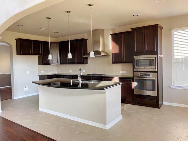 Building Photo - 20111 Ivory Valley Ln