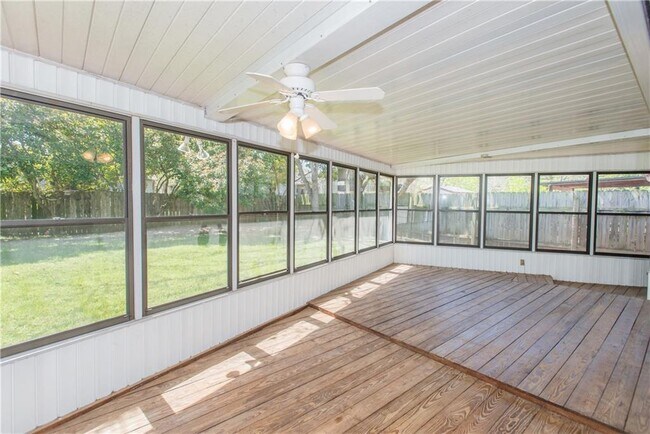 Building Photo - 5811 Cannon Mountain Dr