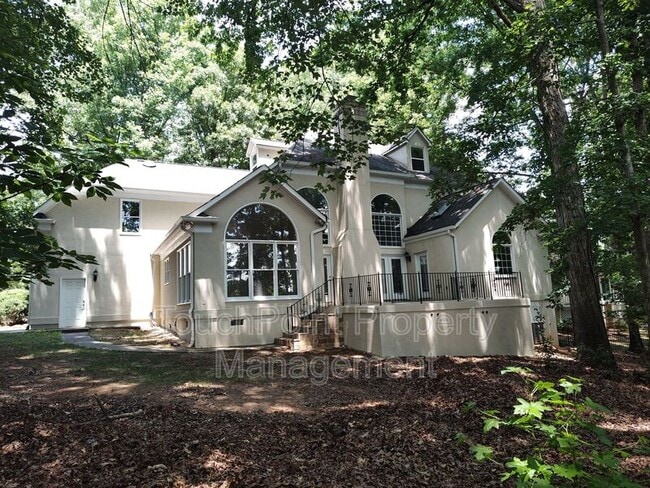 Building Photo - 4200 Old Course Dr