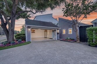 Building Photo - 4315 Cabell Dr