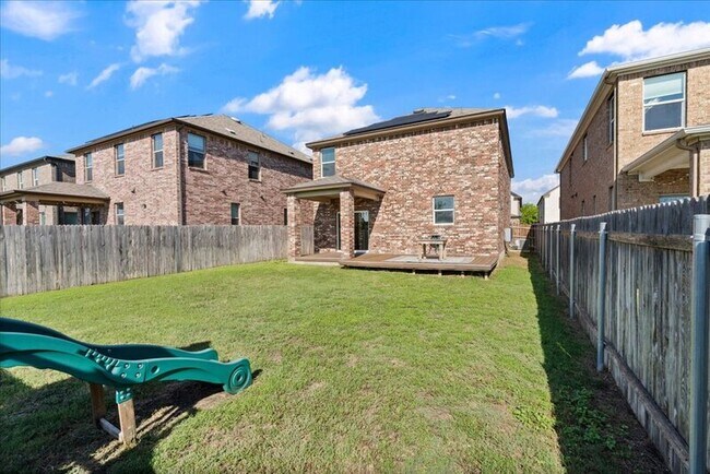 Building Photo - 17409 Crazy Arm Rd