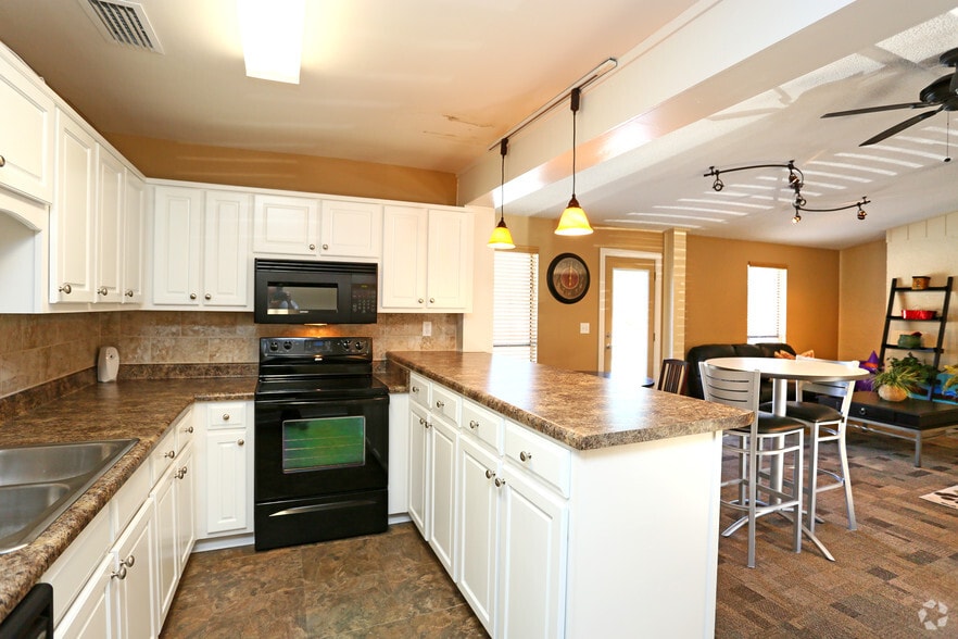 Three Oaks 3833 N Oak Street Ext Valdosta GA 31605 Apartment Finder