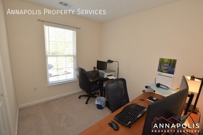 Building Photo - 915 Nanticoke Run Way