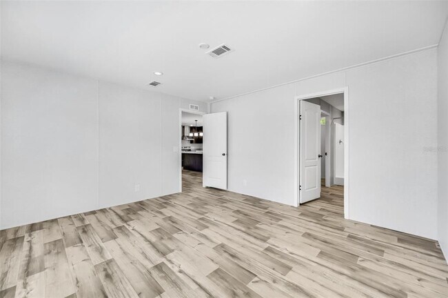 Building Photo - 8544 S 78th St
