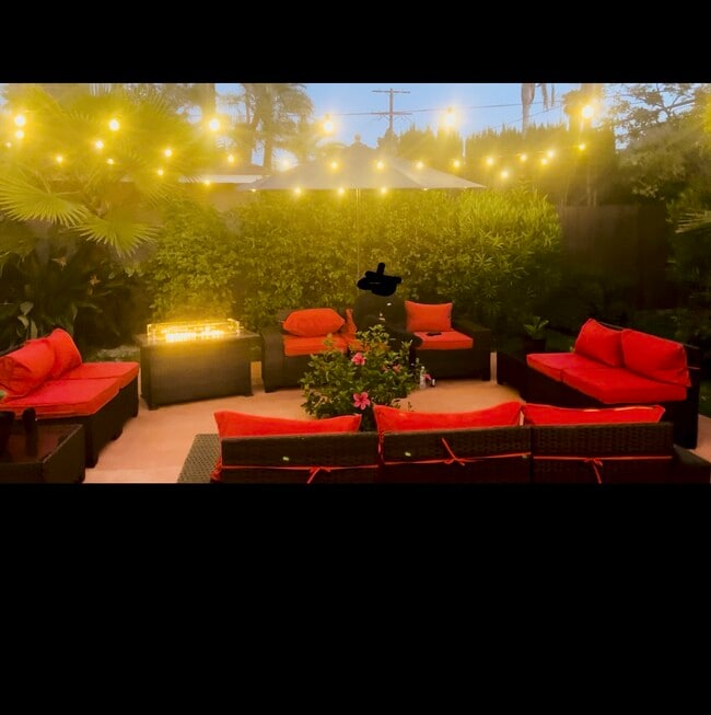 Building Photo - 4751 Sunnyslope Ave