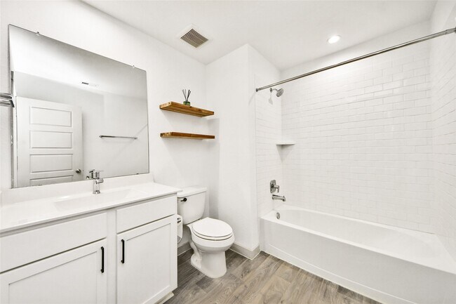 Building Photo - 12918 Wempe Wy