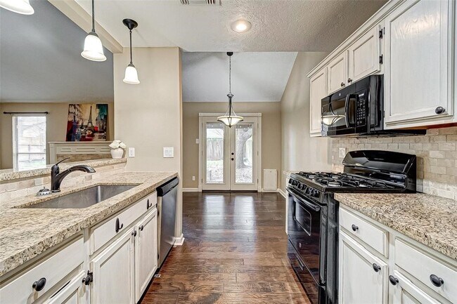 Building Photo - 3915 Stovepipe Ln