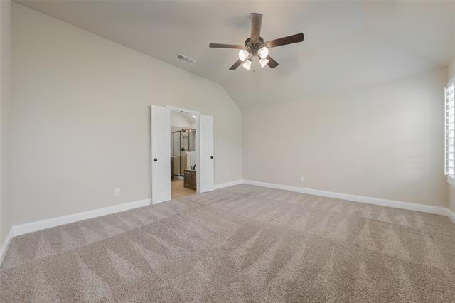Building Photo - 206 Covington Dr