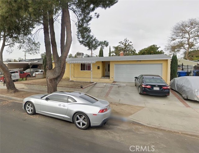 Primary Photo - 13915 Lanark St