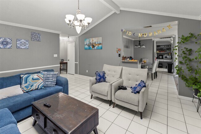 Building Photo - 10910 Vanderford Dr