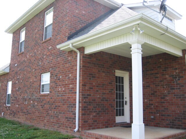 Building Photo - 3013 Community Cir