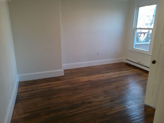 Building Photo - 65-67 4th Ave