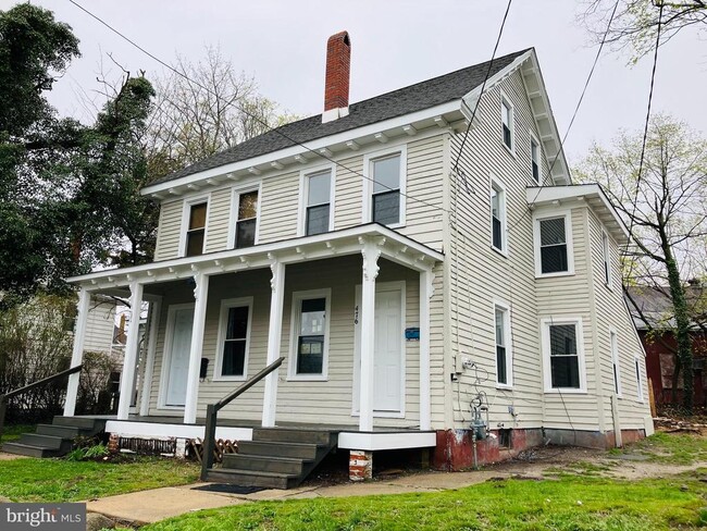 Primary Photo - 476 N Pearl St