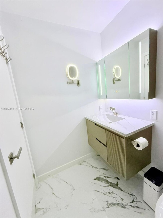 Building Photo - 3871 SW 147th Ave