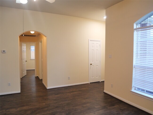 Building Photo - 2311 Flint Brook Ct