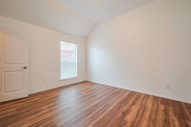 Building Photo - 13315 Peach Orchard Ln