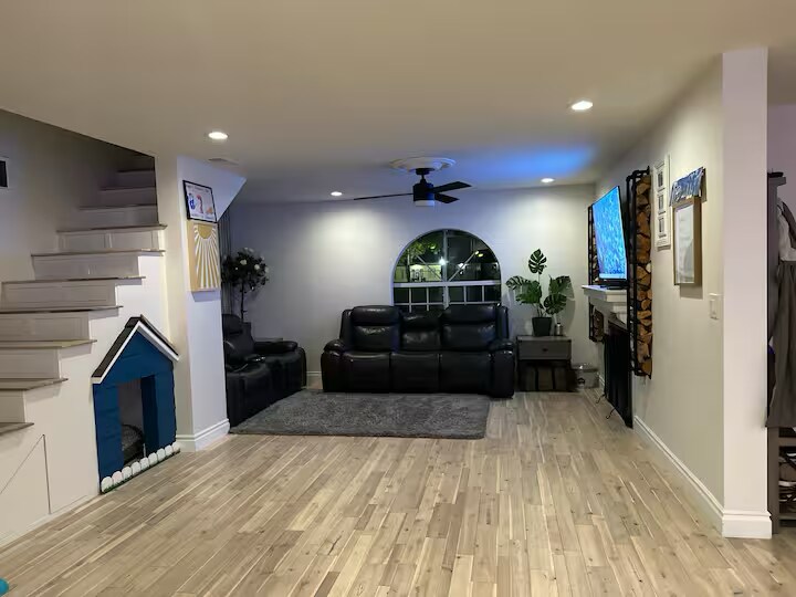 Building Photo - 3738 Conquista Ave