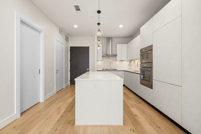 Building Photo - 1711 Allen Pkwy