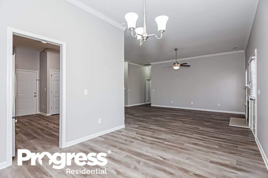 Building Photo - 7919 Ebony Rd